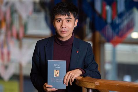  Ocean Vuong's Stockholm Serenade: A Poetic Encounter with Vietnamese-American Literary Excellence